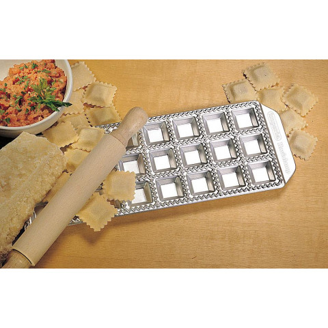 IMPERIA Ravioli classici — oblika za ravioli z valjčkom - 24 komor