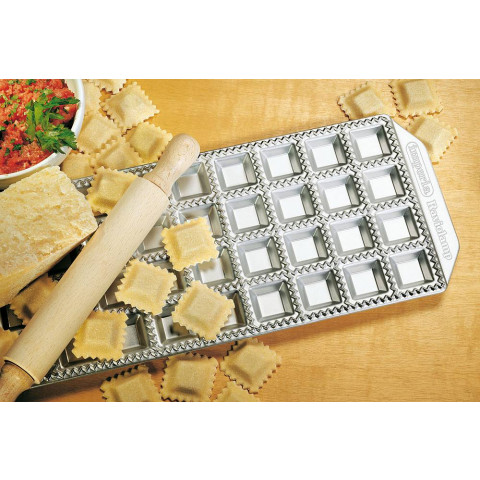 IMPERIA Ravioli classici, model za raviole z valjčkom - 36 odprtin